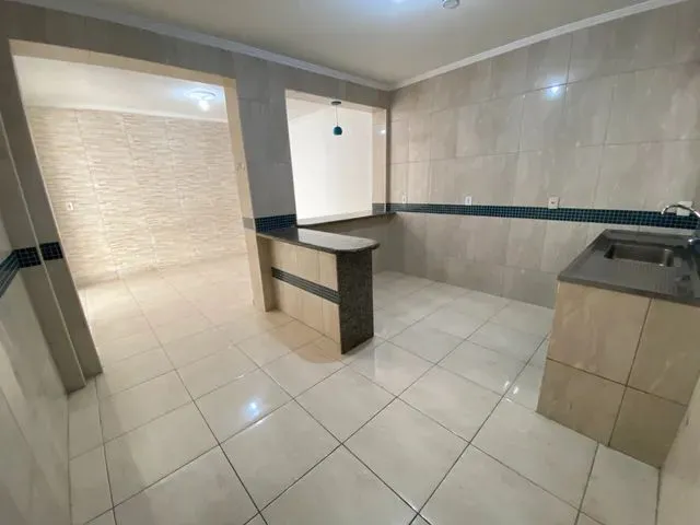 Imagem 9: Casa para Venda Possui 150 Metros Quadrados com 2 Quartos em Ponto Chic - Nova Iguaçu