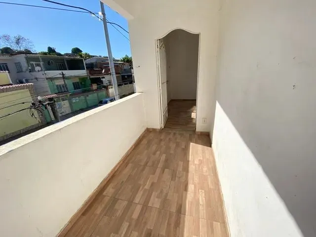 Imagem 10: Casa para Venda Possui 150 Metros Quadrados com 2 Quartos em Ponto Chic - Nova Iguaçu