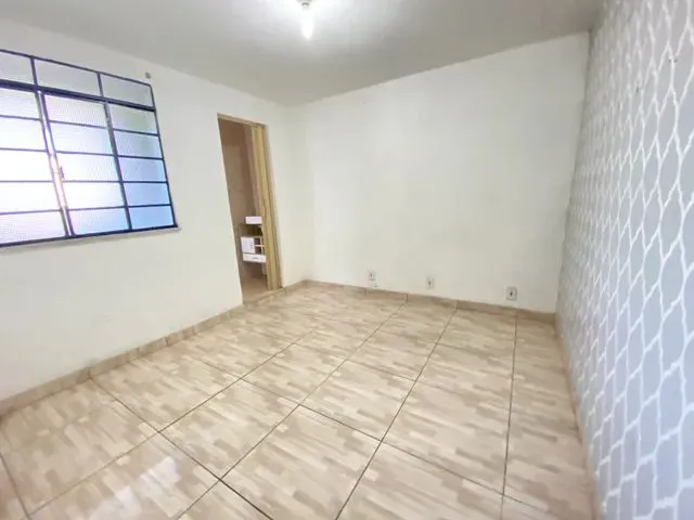 Imagem 8: Casa para Venda Possui 150 Metros Quadrados com 2 Quartos em Ponto Chic - Nova Iguaçu