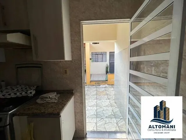 Imagem 7: Casa com 2 Dormitórios + Edícula - Jardim Adelaide