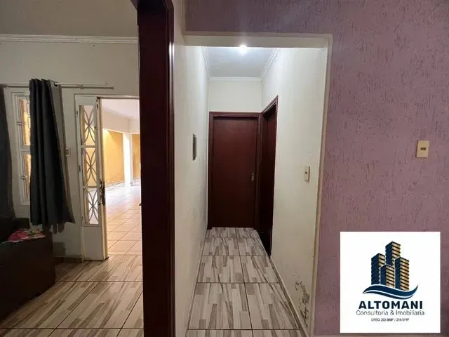 Imagem 6: Casa com 2 Dormitórios + Edícula - Jardim Adelaide