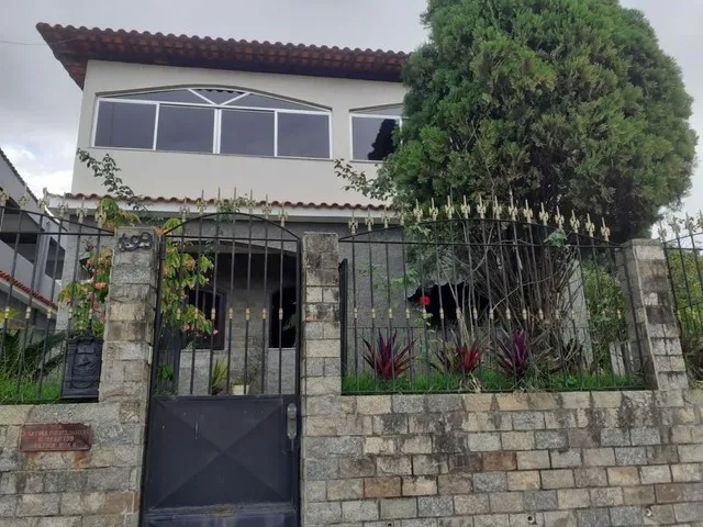 Imagem: Excelente Casa C/ 295 M2 de Área Construída