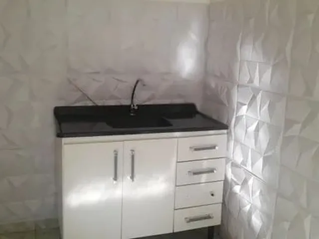 Imagem: Aluga Se Kitinete 700,00
