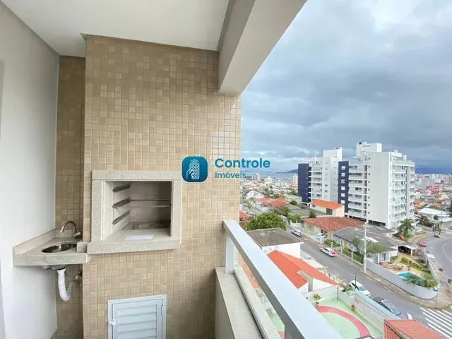 Imagem: Lançamento em Capoeiras!