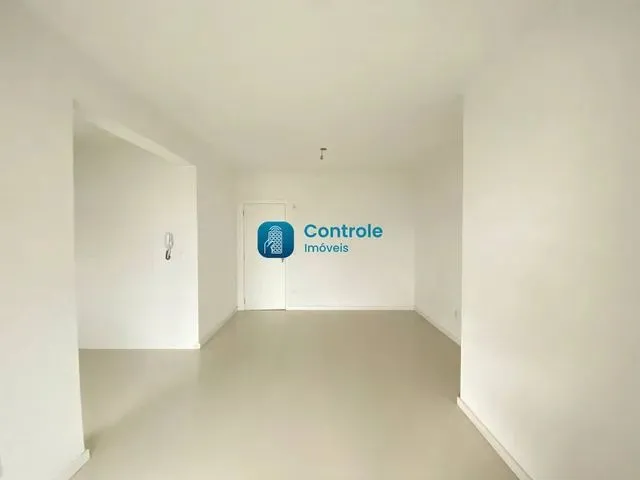 Imagem 3: Lançamento em Capoeiras!