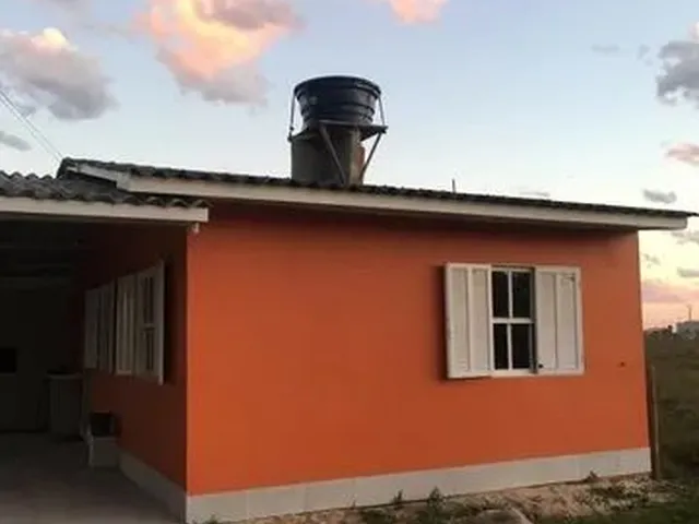 Imagem: Passo de Torres - Casa Padrão - Tapera