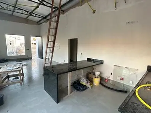 Imagem 3: Casa em Fase Final de Acabamento