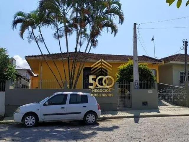 Imagem: Casa com 5 Dormitórios À Venda, 130 M²