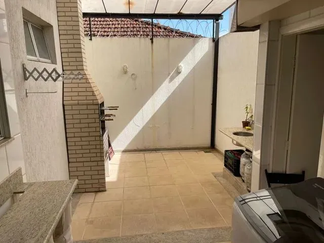 Imagem 3: Apartamento para Venda com 142 Metros Quadrados com 4 Quartos em Lídice - Uberlândia