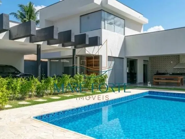 Imagem: Linda Casa com Piscina em Condomínio