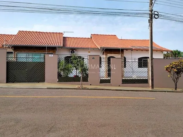 Imagem: Casa de Alto Padrão com Área Gourmet