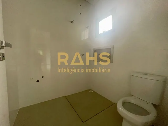 Imagem 3: Ótimo Sobrado Geminado com 1 Suíte Mais 2 Quartos a Venda no Bairro Bom Retiro Em