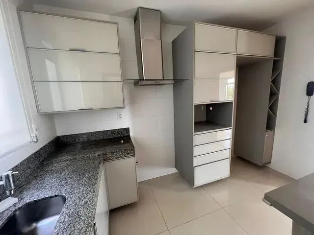 Imagem 2: Venda Apartamento com 3 dormitórios