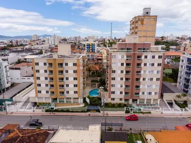 Imagem: Cobertura Duplex com 4 Quartos e 4 Garagens