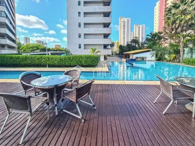 Imagem: Apartamento - 315 Metros Quadrados com 4