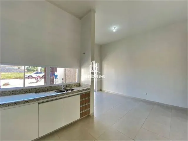 Imagem 5: Casa com 3 Dormitórios Sendo 1 Suíte para Alugar, R$ 2.050/Mês - Parque Das