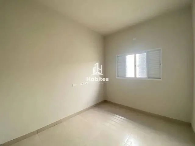 Imagem 11: Casa com 3 Dormitórios Sendo 1 Suíte para Alugar, R$ 2.050/Mês - Parque Das