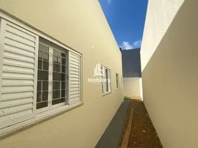 Imagem 10: Casa com 3 Dormitórios Sendo 1 Suíte para Alugar, R$ 2.050/Mês - Parque Das