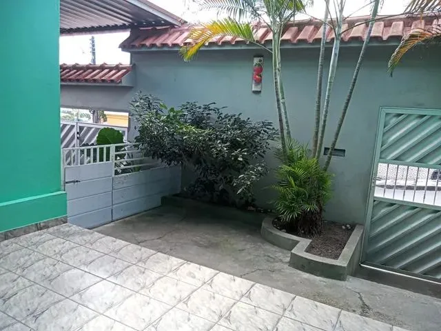Imagem 1: Casa com 3 Quarto/ Cidade de Deus 1.300,00