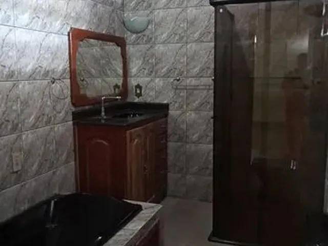 Imagem 4: Casa com 3 Quarto/ Cidade de Deus 1.300,00