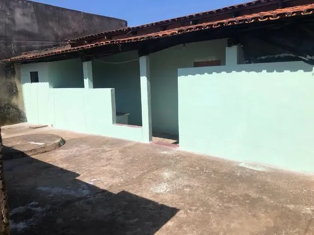 Imagem: Alugo Barração Finsocial