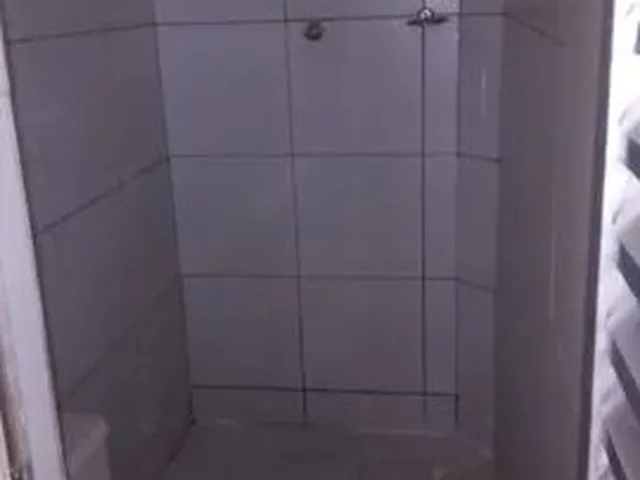 Imagem 10: Alugo Kitnet em Felipe Camarão 2/4 R$400,00 Reais Não Paga Água
