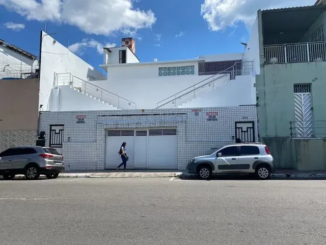 Imagem: Casa para Alugar na Rua Visconde de Porto