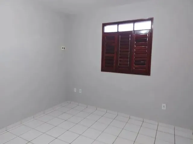 Imagem 4: Aluga-Se Casa Residencial Fechado