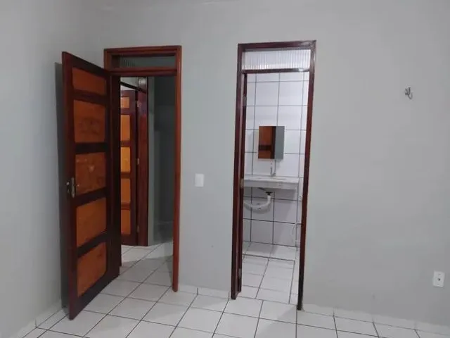 Imagem 8: Aluga-Se Casa Residencial Fechado