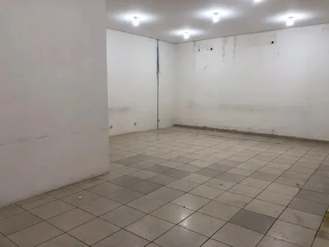Imagem 7: Locação. Imóvel Comercial com 170 M2. Centro. Rua Floriano Peixoto Px a Jaime Brasil
