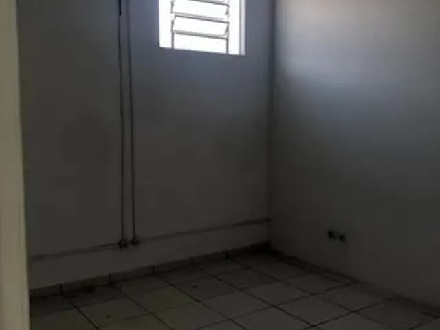 Imagem 4: Locação. Imóvel Comercial com 170 M2. Centro. Rua Floriano Peixoto Px a Jaime Brasil