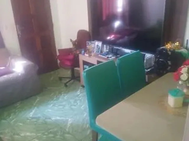 Imagem: O apartamento possui 2 Dormitórios, 1 Banheiro, 1 Vaga na
