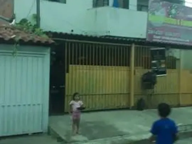 Imagem: Vendo Sobrado com 5 Quartos na Quadra 110