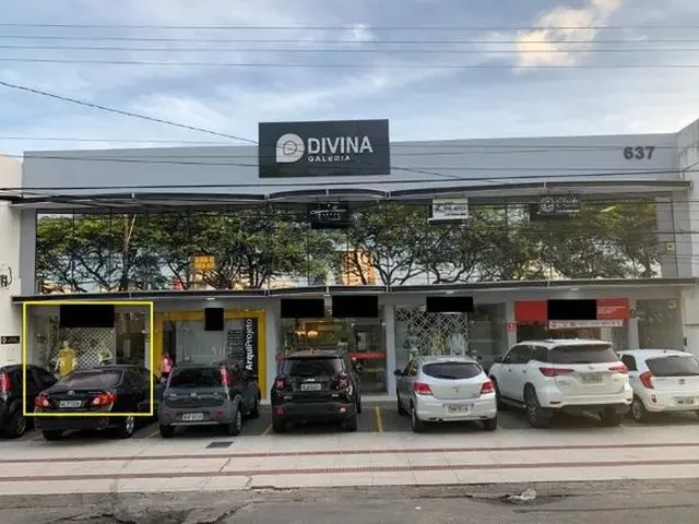 Imagem: Alugo Loja na Divina Galeria Amélia Rosa