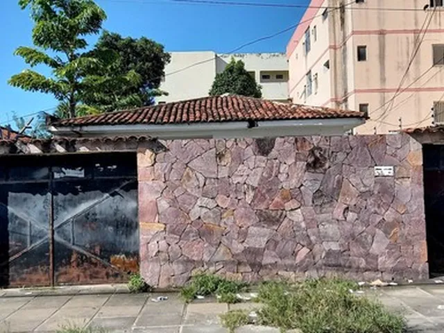 Imagem: Casa na Gruta Próximo Ào Colégio Montisori