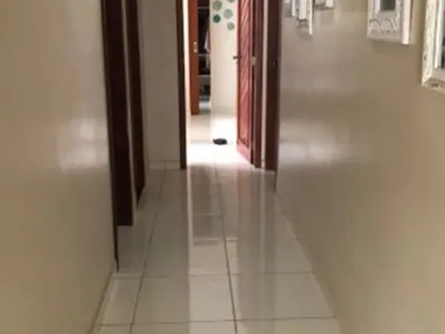 Imagem 4: Vendo Casa com 3 Quartos Sendo 2 Suítes e Uma Delas com Closet, Bairro Dirveu 2