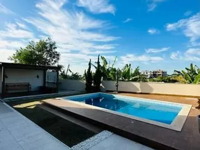 Imagem 4: Vendo Casa no Arquipélago de Manguinhos