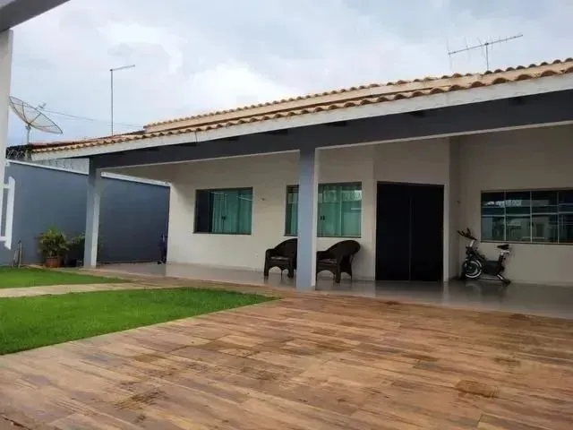 Imagem: E - Vendo Casa Bem Estruturada