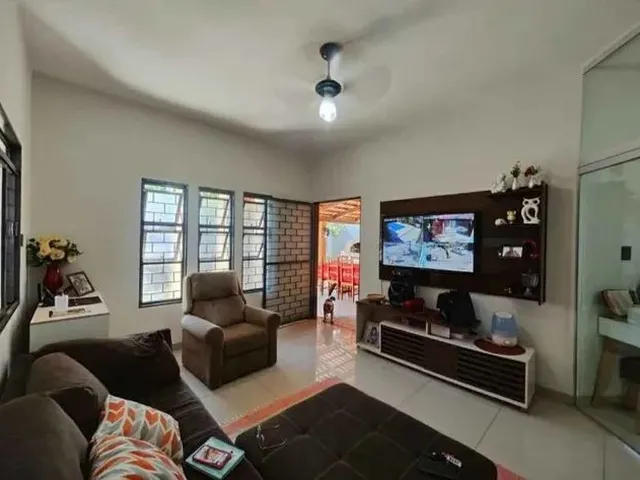 Imagem 6: Casa para Venda Tem 98 Metros Quadrados com 3 Quartos em André Carloni - Serra - Es