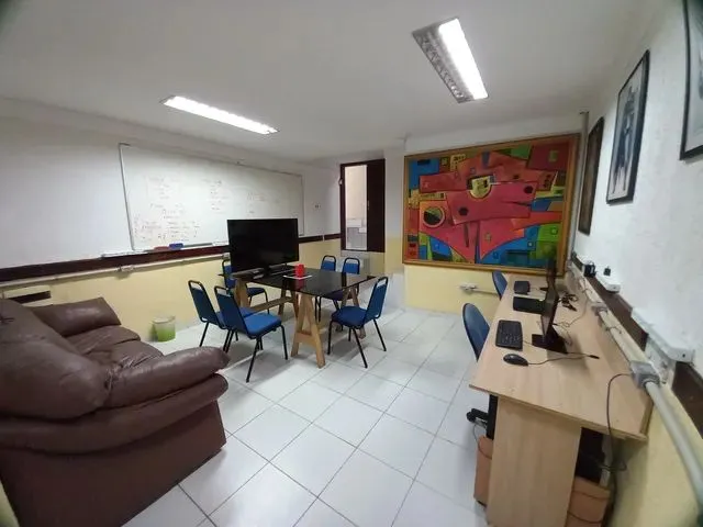 Imagem 9: Casa Comercial em Cidade Jardim, de Esquina