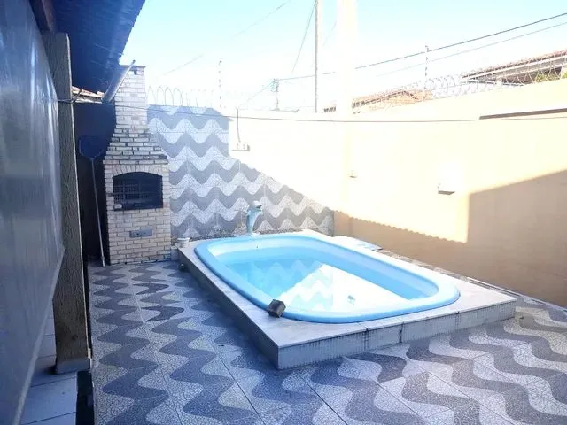 Imagem: Alugo Excelente Casa com Piscina no Parque