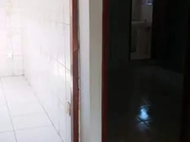 Imagem 10: Casa com 3 Dormitórios e Garagem - 1 Andar - para Alugar -B. Industrial - Aracaju/Se