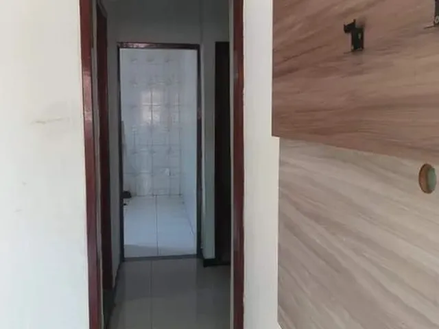 Imagem 2: Casa com 3 Dormitórios e Garagem - 1 Andar - para Alugar -B. Industrial - Aracaju/Se