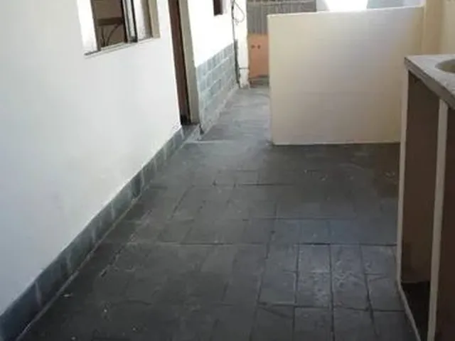 Imagem: A casa possui 1 Dormitório, 1 Banheiro, 45m² de Área e