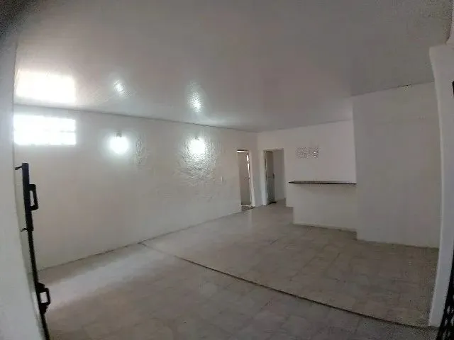 Imagem 8: Casa Ampla e Bem Localizada