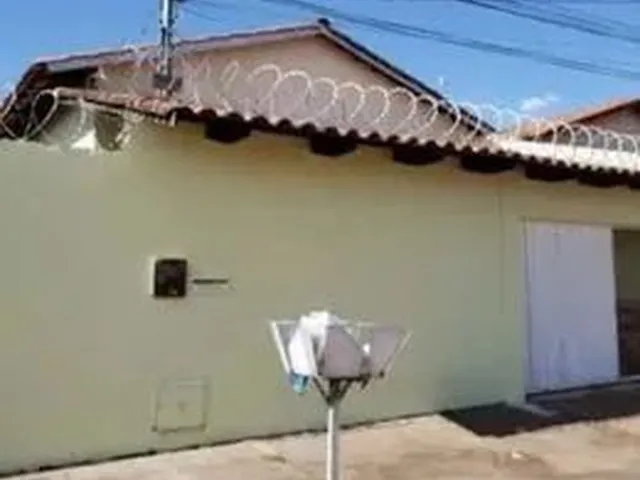 Imagem: R - Casa À Venda no Alvorada