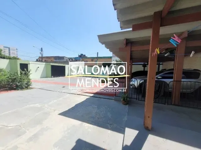 Imagem 3: Casa com Dois Pisos, 3 Suítes, Porcelanato, Documentada