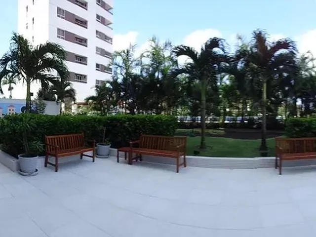 Imagem: O apartamento possui 3 Dormitórios, 1 Banheiro, 3 Vagas na