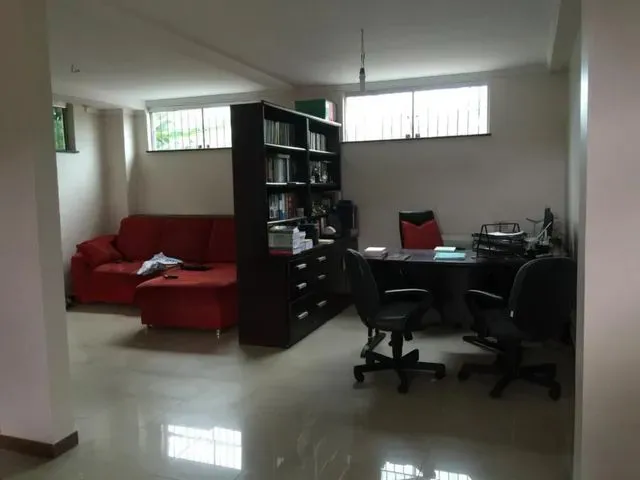 Imagem 5: Aluga-Se Excelente Prédio Comercial com 11 Salas no Adrianópolis