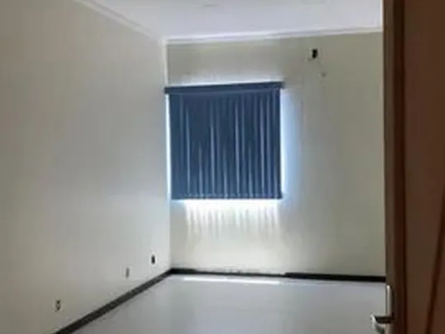 Imagem 13: Aluga-Se Excelente Prédio Comercial com 11 Salas no Adrianópolis